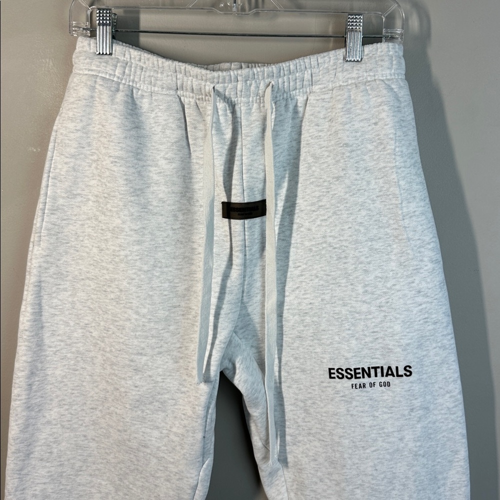 Fear of God Essentials Sweatpants Men’s Size L Baggy Sweats - Picture 3 of 15